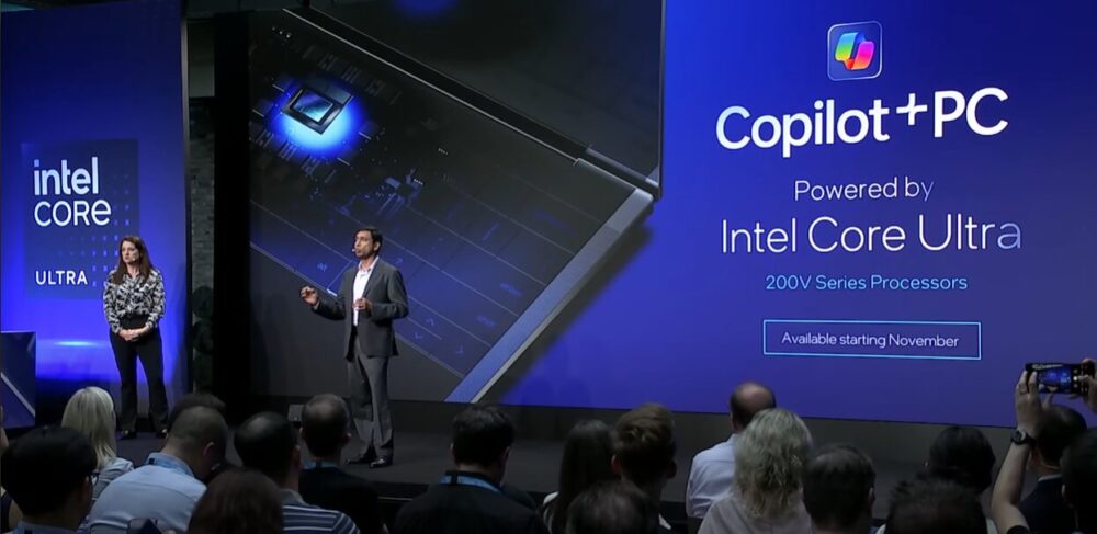 Microsoft登壇者がCopilot +PCがIntel Core Ultraでも利用可能になるとアナウンスしている